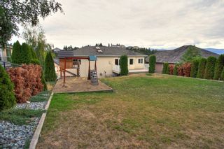 Photo 9: 2214 Lillooet Crescent in Kelowna: Other for sale : MLS®# 10016192