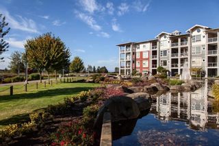 Photo 3: 109 4600 WESTWATER Drive in Richmond: Steveston South Condo for sale in "COPPER SKY" : MLS®# R2590679