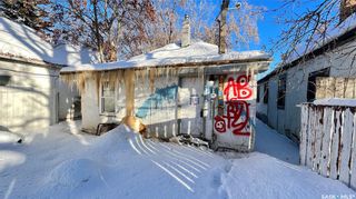 Photo 6: 325 U Avenue South in Saskatoon: Pleasant Hill Residential for sale : MLS®# SK917446