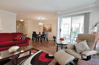 Photo 6: 213 8300 BENNETT Road in Richmond: Brighouse South Condo for sale in "MAPLE COURT" : MLS®# R2159657