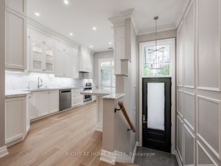 Photo 3: 8 Deer Park Crescent in Toronto: Yonge-St. Clair House (3-Storey) for lease (Toronto C02)  : MLS®# C8248350