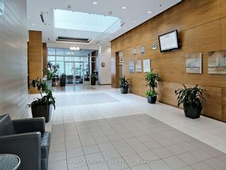 Photo 4: 1204 1 Elm Drive W in Mississauga: City Centre Condo for sale : MLS®# W8231192