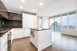 Photo 1: 2603 6383 MCKAY Avenue in Burnaby: Metrotown Condo for sale (Burnaby South)  : MLS®# R2762882
