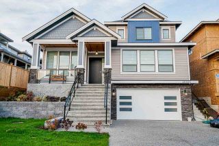 Photo 1: 20535 69 Avenue in Langley: Willoughby Heights House for sale in "South East Willoughby" : MLS®# R2443408
