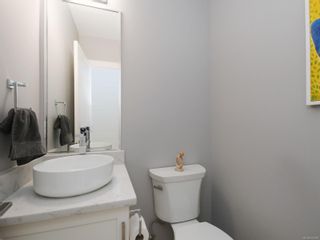 Photo 22: 22 Avanti Pl in View Royal: VR Hospital Row/Townhouse for sale : MLS®# 873898