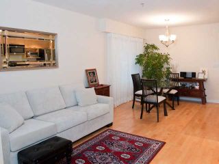 Photo 3: 206 680 W 7TH Avenue in Vancouver: Fairview VW Condo for sale in "LIBERTE" (Vancouver West)  : MLS®# V862666