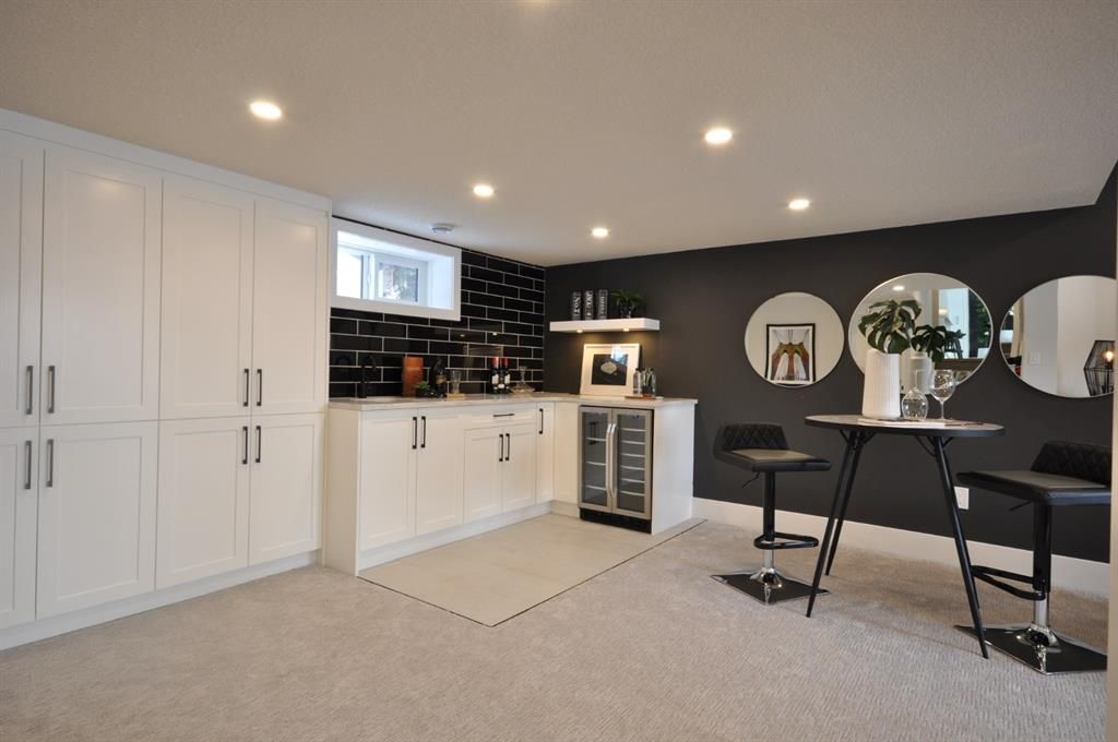 Photo 34: Photos: 28 Kelvin Place SW in Calgary: Kingsland Detached for sale : MLS®# A1193049