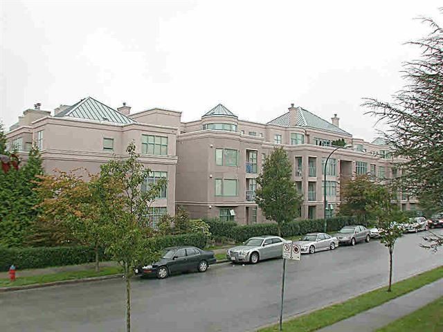 Main Photo: 103 2533 PENTICTON STREET in Vancouver: Renfrew Heights Condo for sale (Vancouver East)  : MLS®# R2492165