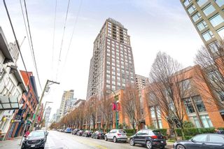 Photo 2: 1901 1055 HOMER Street in Vancouver: Yaletown Condo for sale in "DOMUS" (Vancouver West)  : MLS®# R2245157