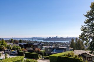 Photo 25: 2305 PALMERSTON Avenue in West Vancouver: Queens House for sale : MLS®# R2726041