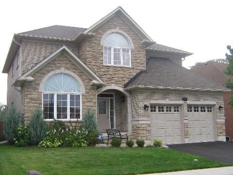 Main Photo: 14 Don Morris Court in Clarington: Bowmanville House (2-Storey) for lease : MLS®# E2997502