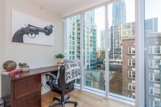 Photo 11: 801 1277 MELVILLE Street in Vancouver: Coal Harbour Condo for sale in "FLATIRON" (Vancouver West)  : MLS®# R2253012