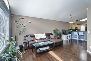 Photo 5: 1 Prestwick Mount SE in Calgary: McKenzie Towne Detached for sale : MLS®# A1113127