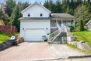 Photo 1: 129 ANGLE Street: Kitimat House for sale : MLS®# R2848858