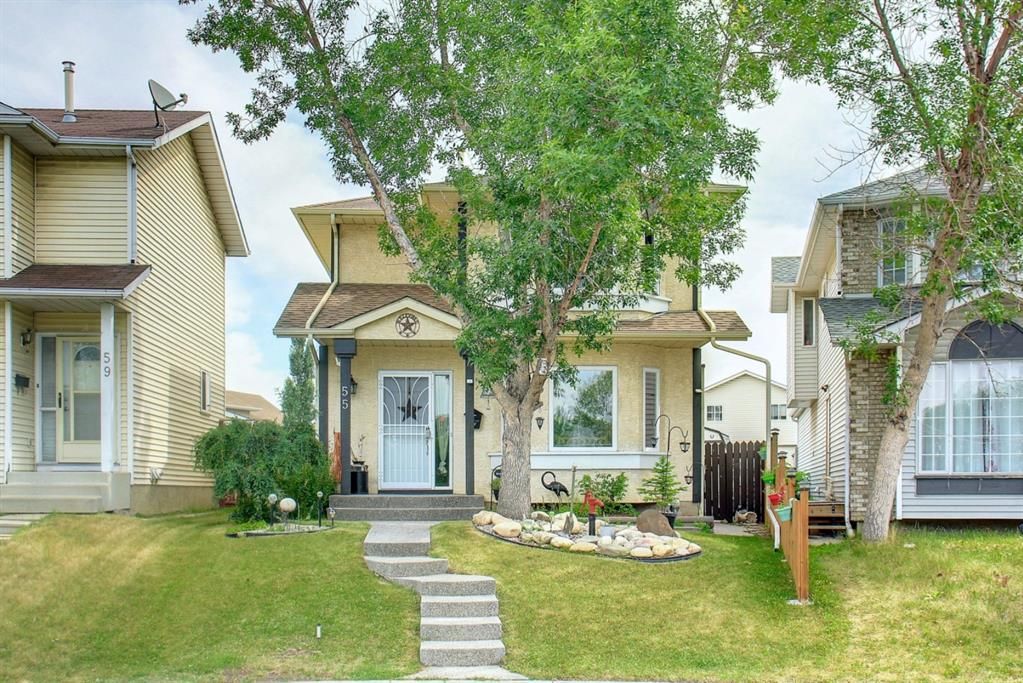 Main Photo: 55 Erin Crescent SE in Calgary: Erin Woods Detached for sale : MLS®# A1244399