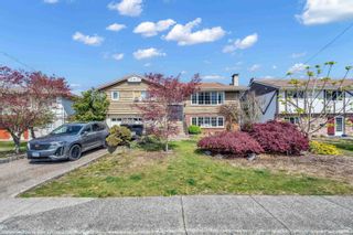 Photo 2: 820 E 16TH Street in North Vancouver: Boulevard House for sale : MLS®# R2879344