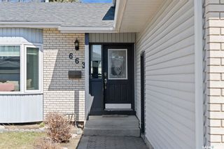 Photo 3: 663 Brightsand Crescent in Saskatoon: Lakeridge SA Residential for sale : MLS®# SK967037