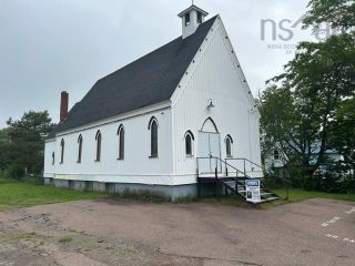 Photo 1: 183 Pearl Street in River Hebert: 102S-South of Hwy 104, Parrsboro Residential for sale (Northern Region)  : MLS®# 202313152
