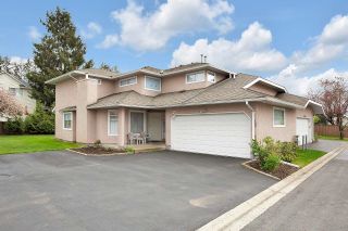 Photo 3: 103 15501 89A AVENUE in Surrey: Fleetwood Tynehead Townhouse for sale : MLS®# R2684583