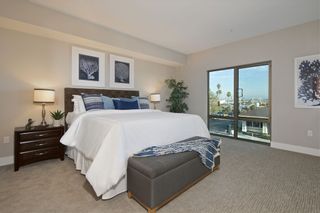 Photo 5: Condo for sale : 3 bedrooms : 3025 Byron St in San Diego