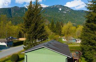 Photo 20: 1089 AXEN Road in Squamish: Brackendale House for sale : MLS®# R2714386