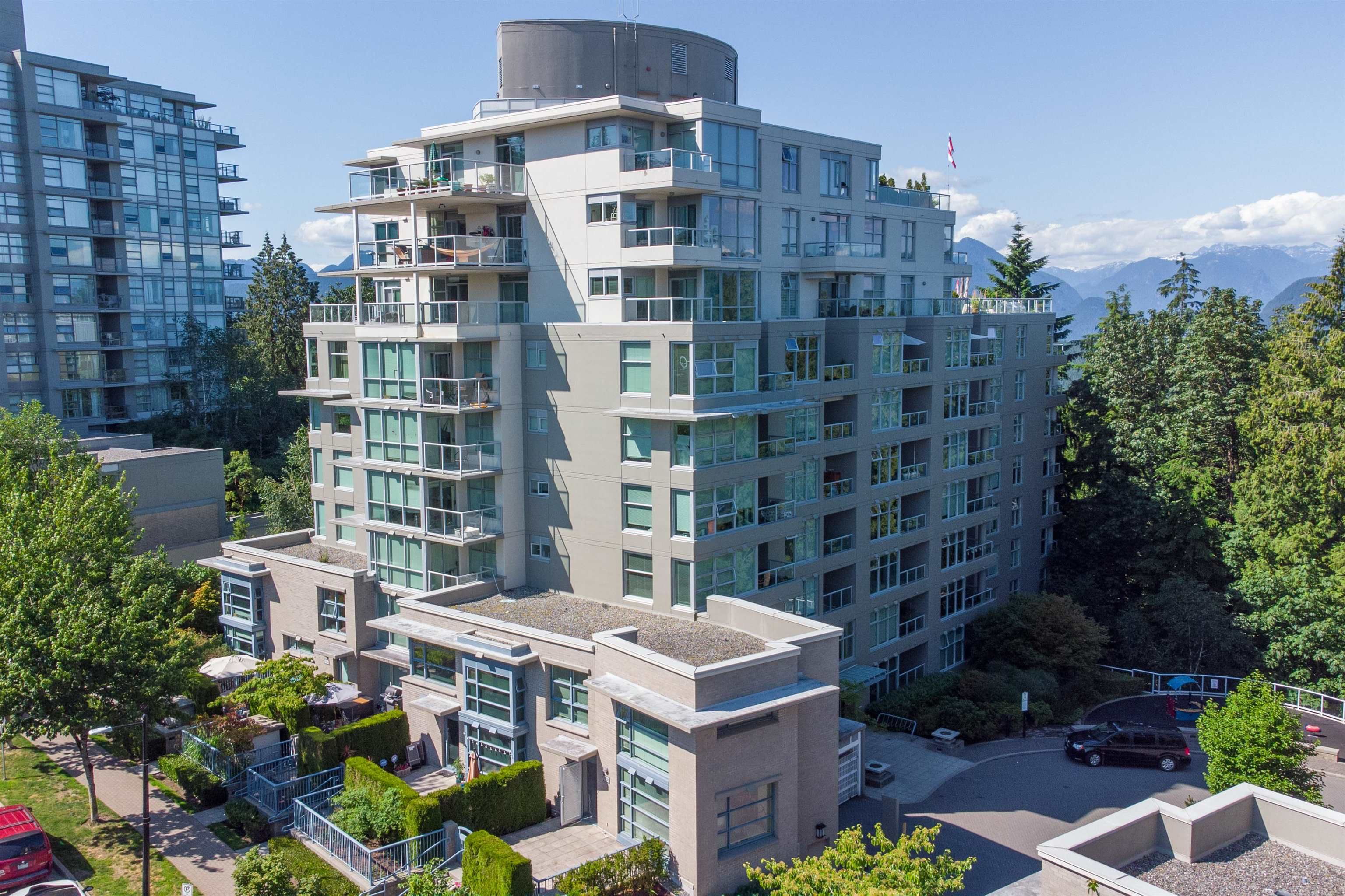 Main Photo: 602 9232 UNIVERSITY Crescent in Burnaby: Simon Fraser Univer. Condo for sale (Burnaby North)  : MLS®# R2708941