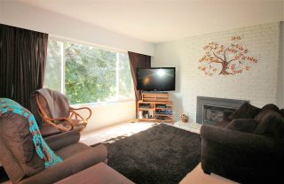 Photo 2: 6484 TRENT Street in Chilliwack: Sardis West Vedder Rd House for sale (Sardis)  : MLS®# R2074222