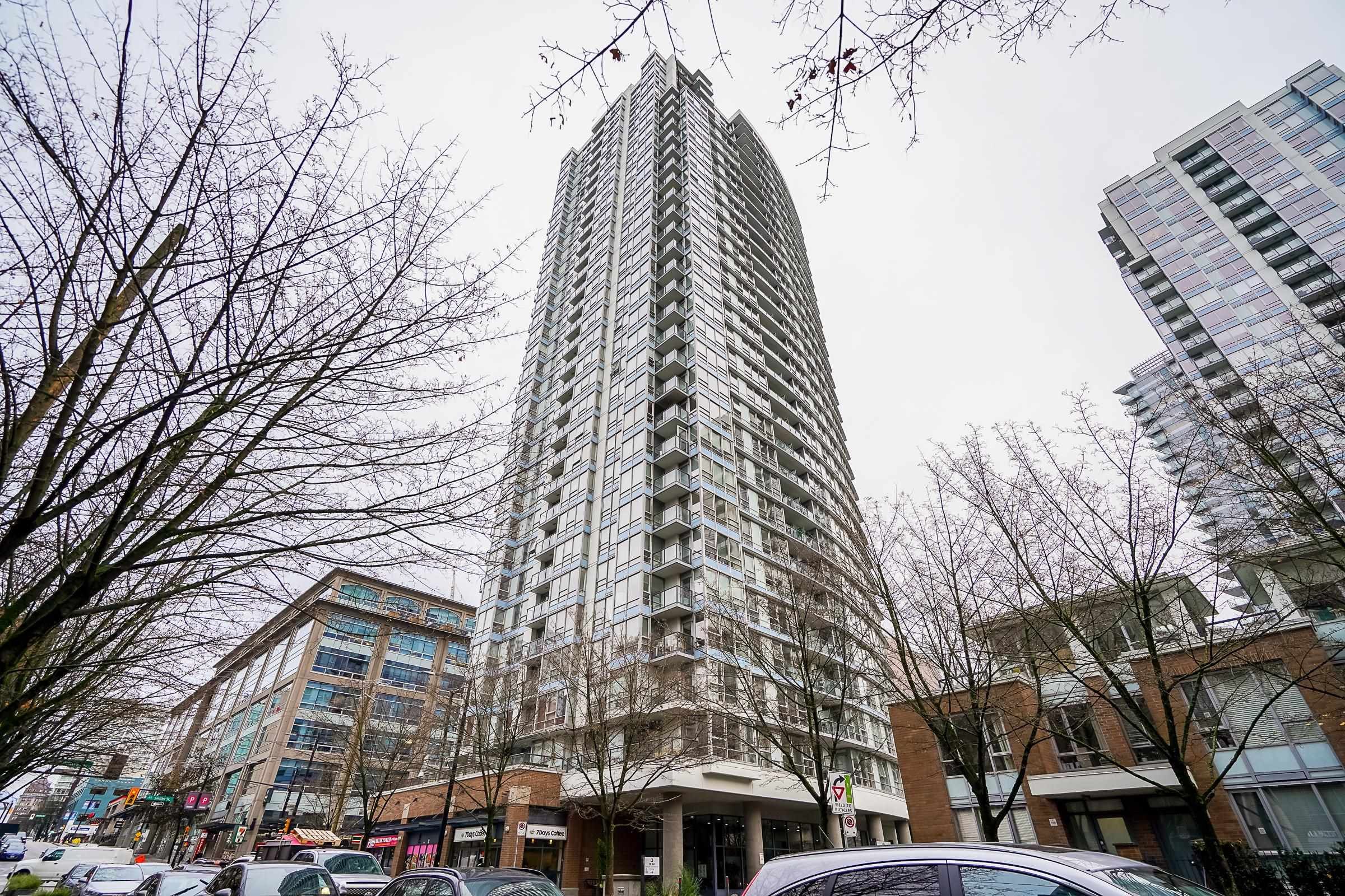 Main Photo: 1205 928 BEATTY Street in Vancouver: Yaletown Condo for sale (Vancouver West)  : MLS®# R2837125
