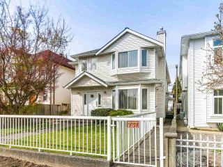 Photo 1: 737 W 69TH Avenue in Vancouver: Marpole 1/2 Duplex for sale (Vancouver West)  : MLS®# R2156415