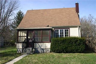 Photo 2: 2 Amanda Street: Orangeville House (1 1/2 Storey) for sale : MLS®# W3761142