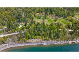 Photo 8: 14998 HIGHWAY 3A in Gray Creek: House for sale : MLS®# 2476668