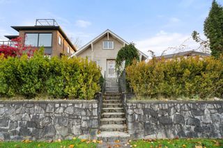 Photo 2: 4084 W 10TH Avenue in Vancouver: Point Grey House for sale (Vancouver West)  : MLS®# R2832987