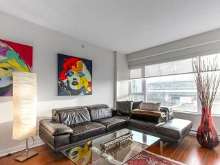 Photo 4: 605 821 CAMBIE Street in Vancouver: Downtown VW Condo for sale in "Raffles on Robson" (Vancouver West)  : MLS®# R2450056