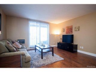Photo 7: 476 Kenaston Boulevard in WINNIPEG: River Heights / Tuxedo / Linden Woods House for sale (South Winnipeg)  : MLS®# 1403509