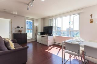 Photo 9: 1302 3489 ASCOT Place in Vancouver: Collingwood VE Condo for sale in "The Regent" (Vancouver East)  : MLS®# R2730223