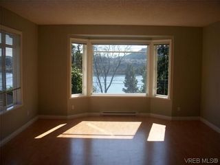 Photo 10: A 1224 Goldstream Ave in VICTORIA: La Langford Lake Half Duplex for sale (Langford)  : MLS®# 603976