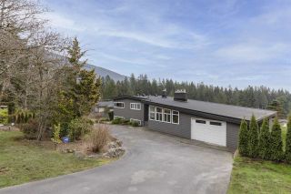 Main Photo: 66 Glenmore Drive in West Vancouver: Glenmore House for rent