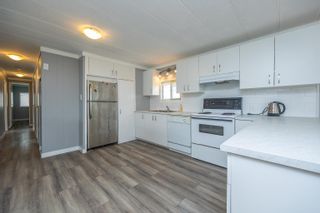 Photo 8: 211 1840 160 Street in Surrey: King George Corridor Manufactured Home for sale (South Surrey White Rock)  : MLS®# R2656953