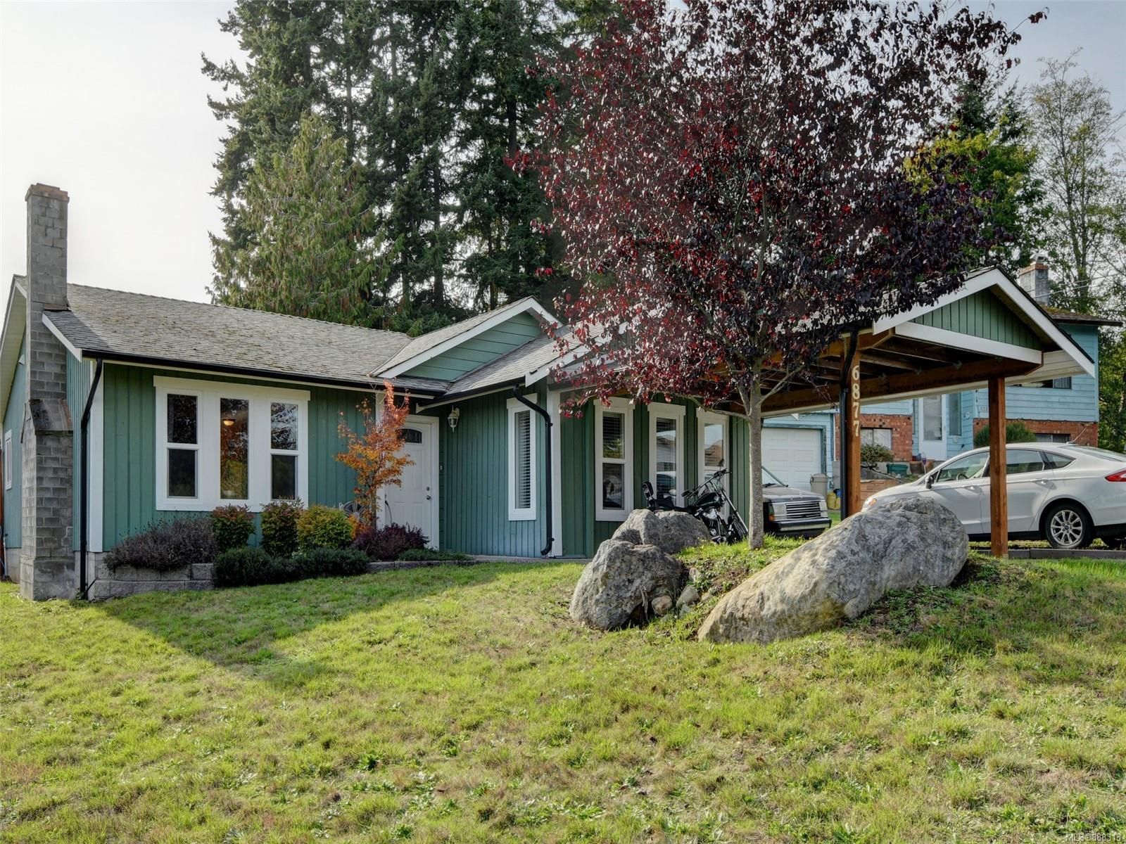 Main Photo: 6877 Opal Pl in Sooke: Sk Broomhill House for sale : MLS®# 888313