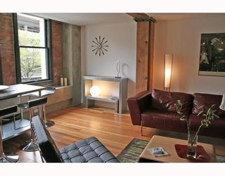 Photo 4: 201 528 BEATTY Street in Vancouver: Downtown VW Condo for sale in "BOWMAN BLOCK" (Vancouver West)  : MLS®# V683572
