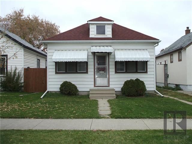 Main Photo: 429 Horace Street in Winnipeg: Norwood Residential for sale (2B)  : MLS®# 1827586