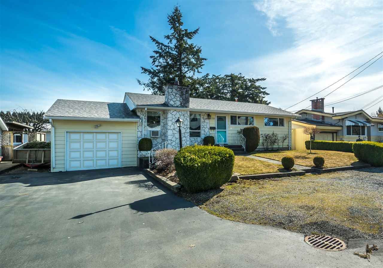 Main Photo: 2170 WILEROSE Street in Abbotsford: Central Abbotsford House for sale in "Mill Lake" : MLS®# R2349251