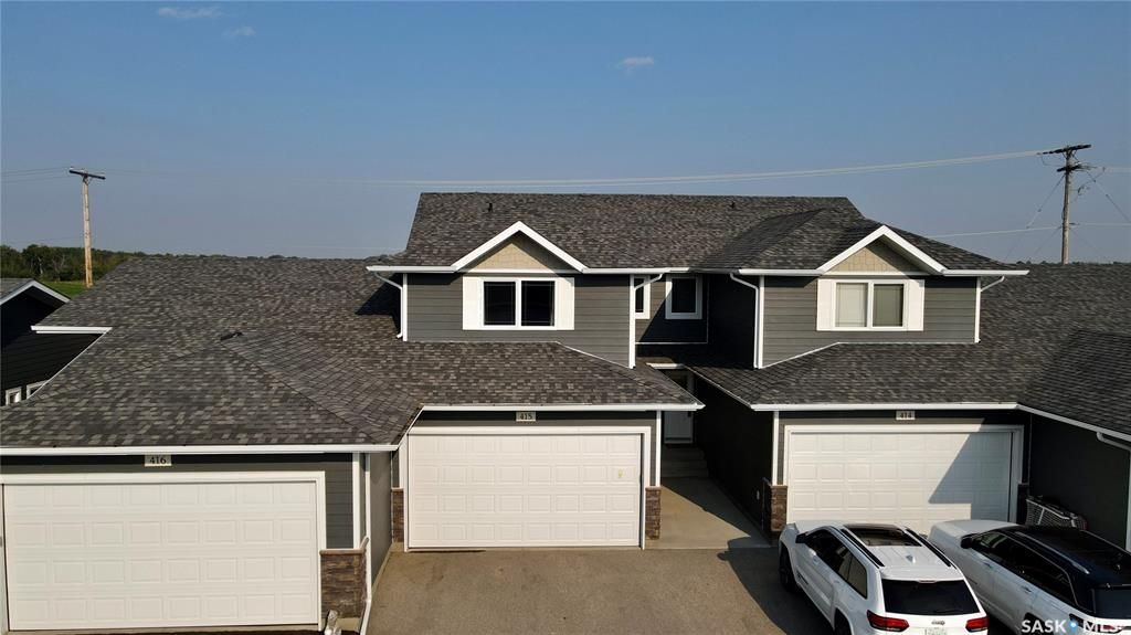 Main Photo: 415 1851 Pederson Drive in Prince Albert: Crescent Acres Residential for sale : MLS®# SK906737