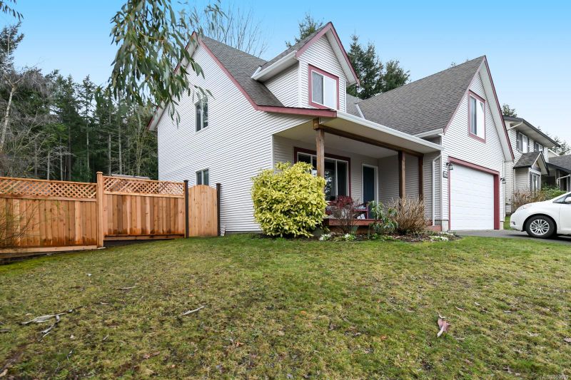 FEATURED LISTING: 2291 Heron Cres Comox