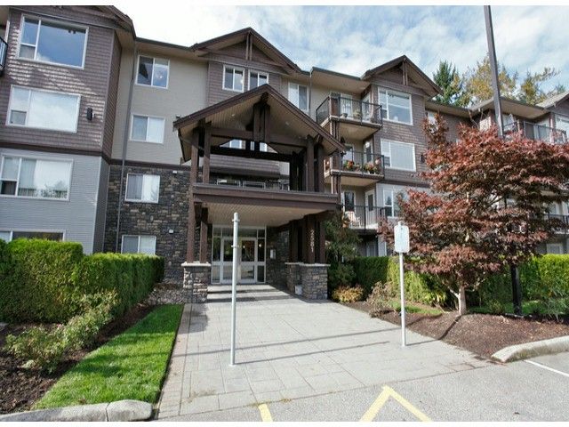 Main Photo: 205 2581 Langdon Street in Abbotsford, Abbotsford West: Condo for sale : MLS®# F1429477