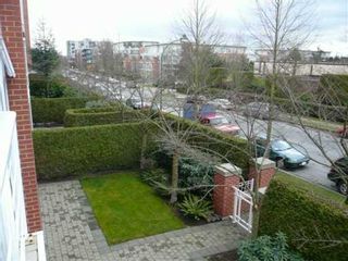 Photo 7: 651 W 45TH Ave in Vancouver: Oakridge VW Condo for sale in "FAIRCHILD COURT" (Vancouver West)  : MLS®# V631635