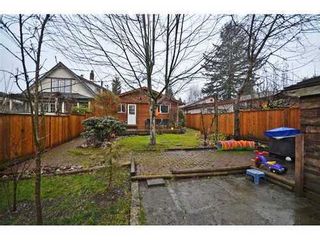 Photo 3: 339 22ND Street W in North Vancouver: Central Lonsdale Home for sale ()  : MLS®# V988697