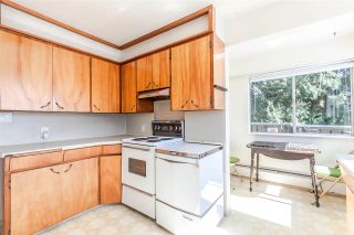 Photo 7: 7950 GILLEY Avenue in Burnaby: South Slope House for sale (Burnaby South)  : MLS®# R2178651