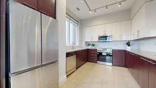 Photo 8: Uph2 39 Galleria Parkway in Markham: Commerce Valley Condo for sale : MLS®# N8197934