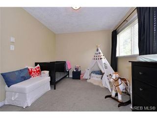 Photo 13: 24 127 Aldersmith Pl in VICTORIA: VR Glentana Row/Townhouse for sale (View Royal)  : MLS®# 738136